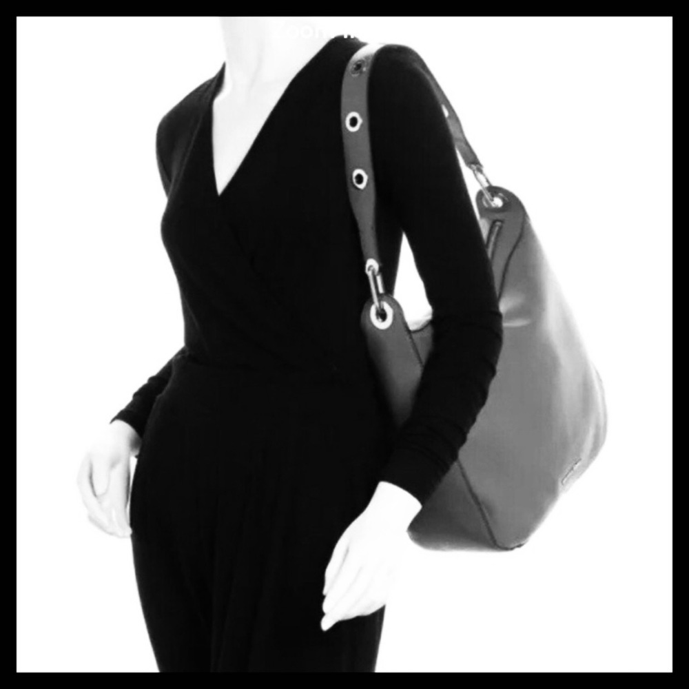 MICHAEL KORS Brooklyn Large Hobo Shoulder Bag Black Leather - Picture 6 of 9